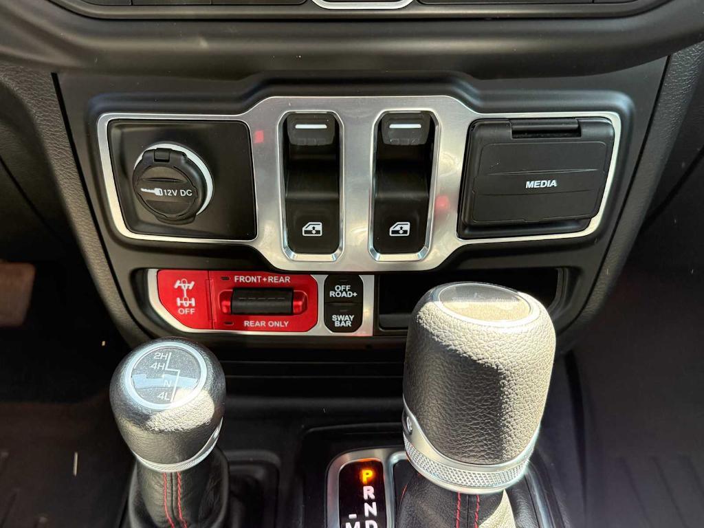 used 2021 Jeep Wrangler car, priced at $33,995
