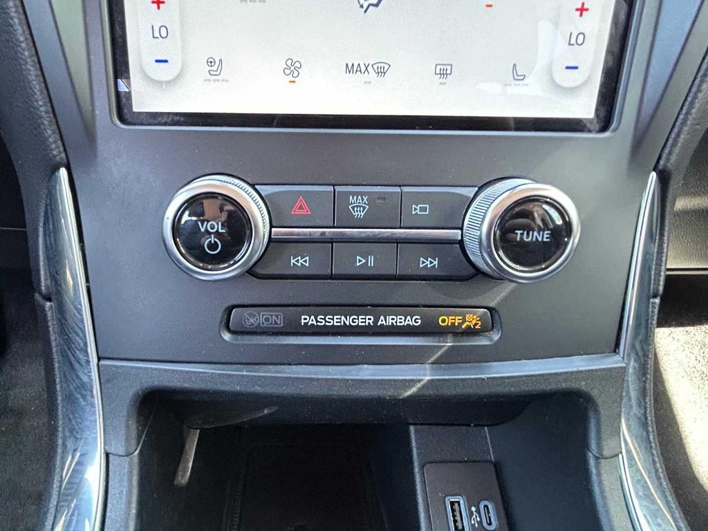 used 2024 Ford Edge car, priced at $32,995