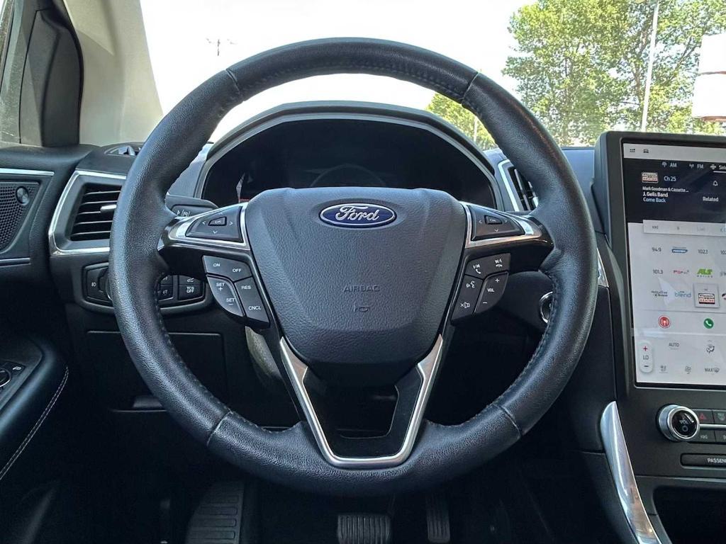 used 2024 Ford Edge car, priced at $32,995