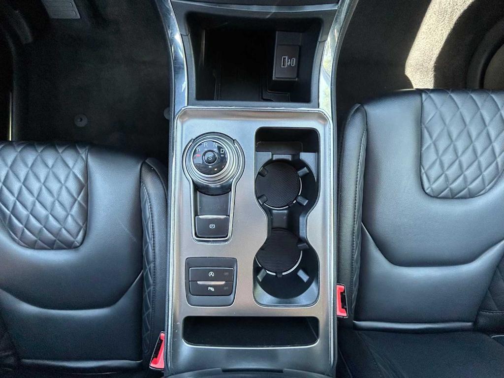 used 2024 Ford Edge car, priced at $32,995