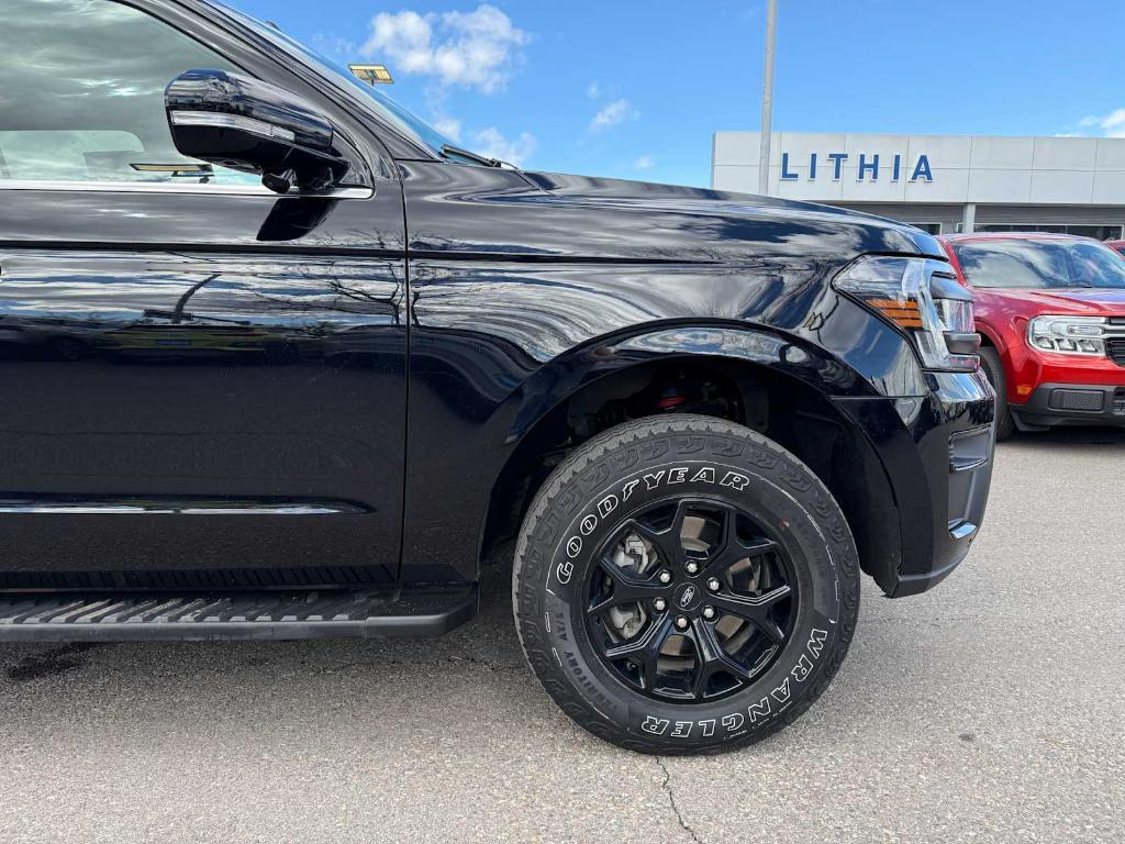 used 2023 Ford Expedition car, priced at $63,995