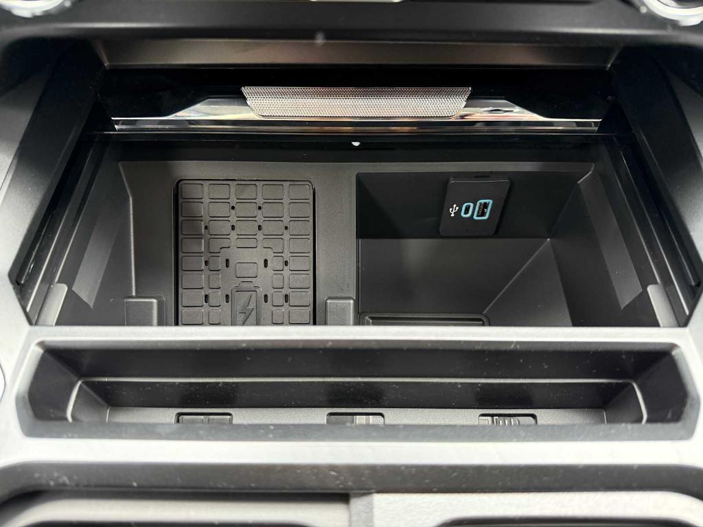 new 2025 Ford F-250 car, priced at $91,474
