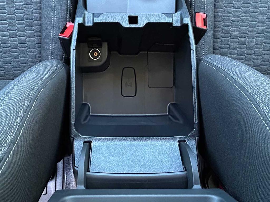 new 2025 Ford Ranger car, priced at $38,634