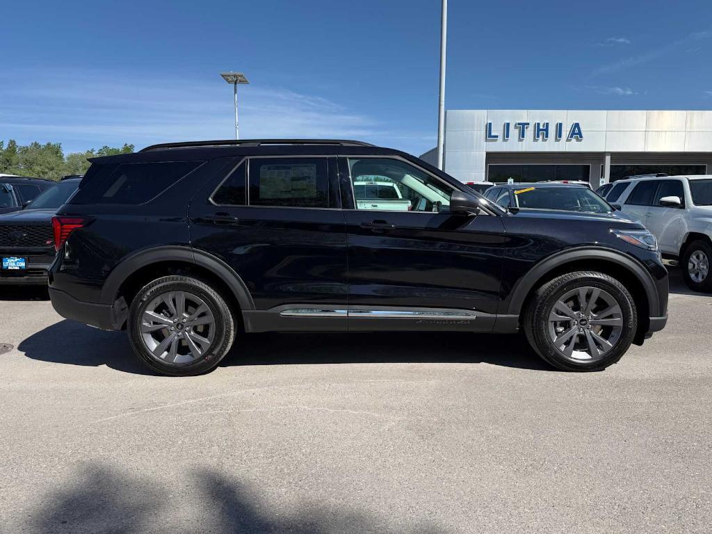 new 2025 Ford Explorer car, priced at $45,918