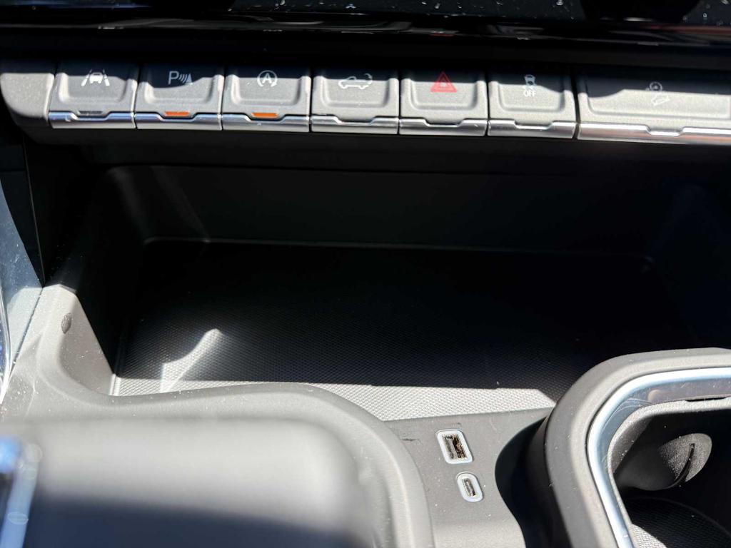 used 2025 GMC Sierra 1500 car, priced at $78,222