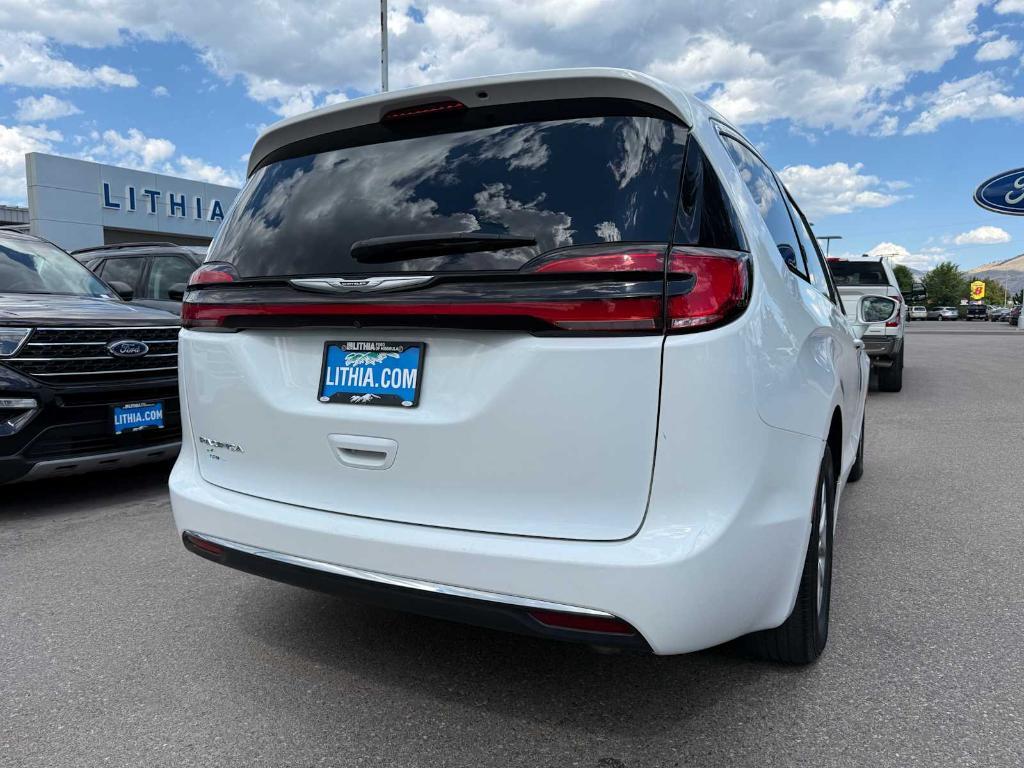 used 2022 Chrysler Pacifica car, priced at $23,000