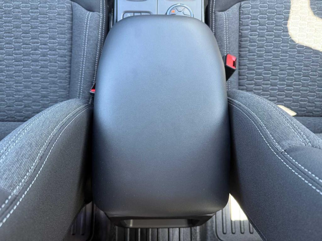 new 2025 Ford Ranger car, priced at $39,028