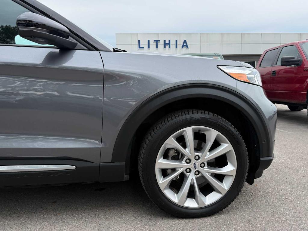 used 2022 Ford Explorer car, priced at $38,301