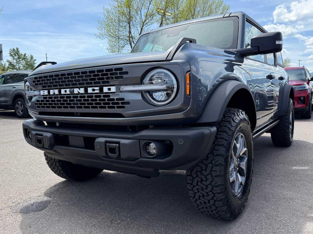 new 2025 Ford Bronco car, priced at $60,577