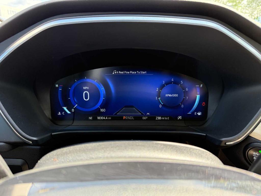 used 2022 Ford Escape car, priced at $31,995