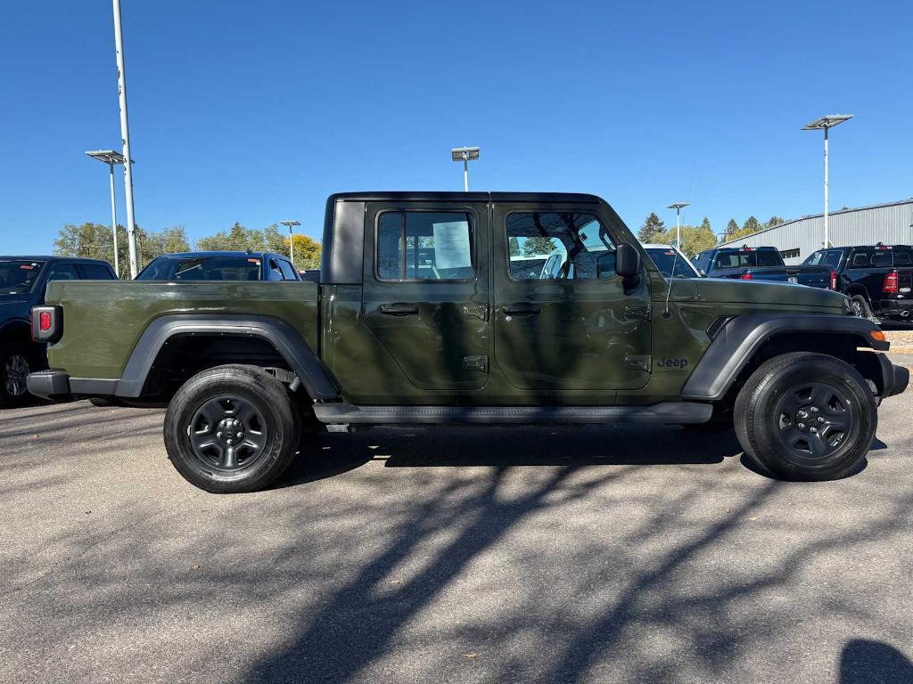 used 2022 Jeep Gladiator car, priced at $33,995