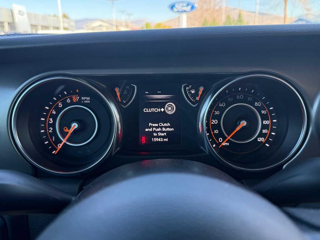 used 2022 Jeep Gladiator car, priced at $33,995