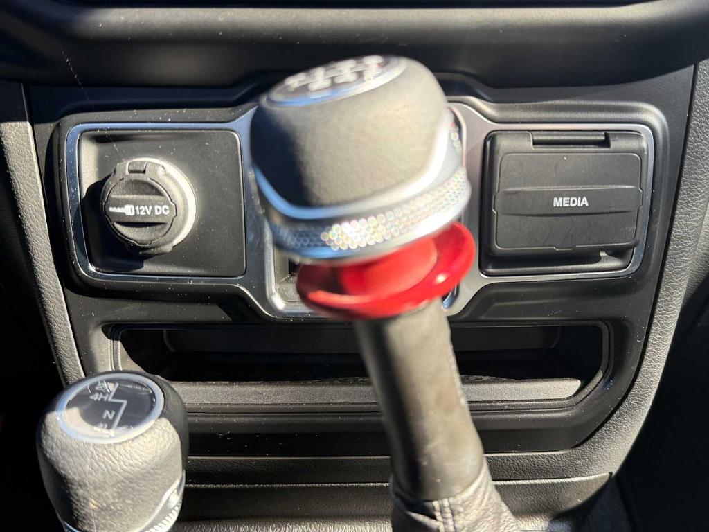 used 2022 Jeep Gladiator car, priced at $33,995