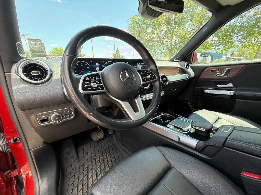 used 2020 Mercedes-Benz GLB 250 car, priced at $27,995