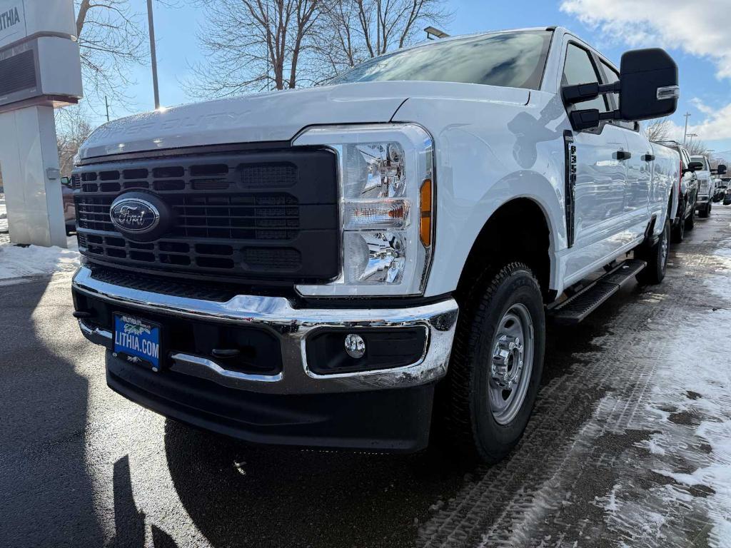 new 2025 Ford F-350 car, priced at $59,122