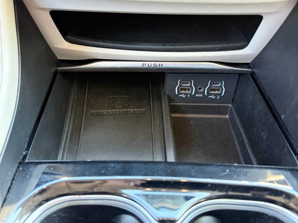 used 2023 Chrysler Pacifica car, priced at $32,888