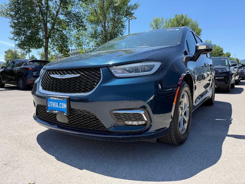 used 2023 Chrysler Pacifica car, priced at $32,888