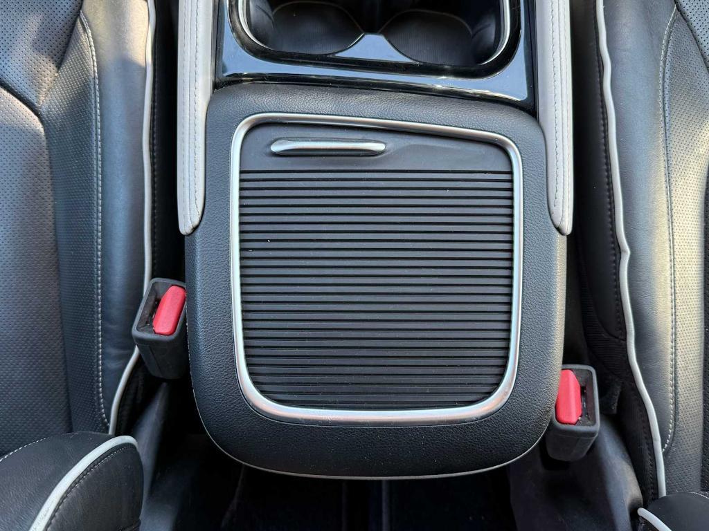 used 2023 Chrysler Pacifica car, priced at $32,888