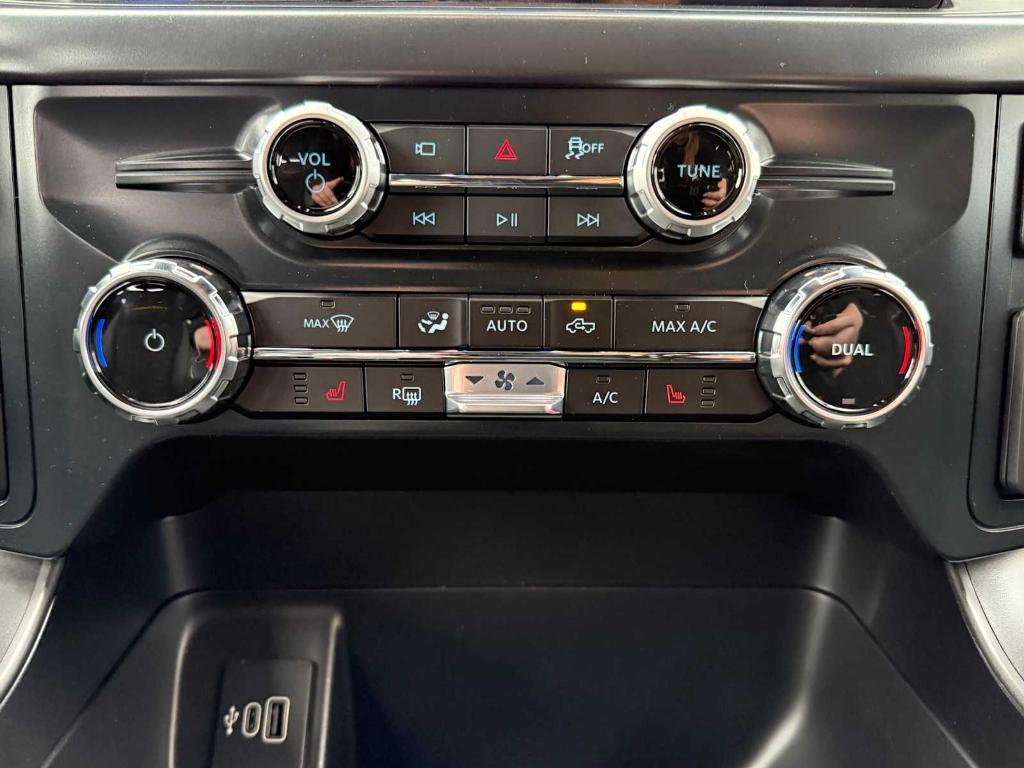 new 2025 Ford F-150 car, priced at $67,678