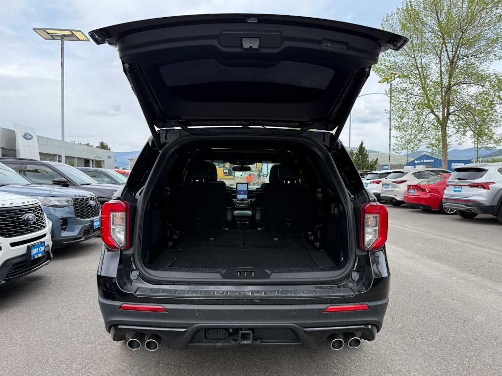 used 2022 Ford Explorer car, priced at $42,301