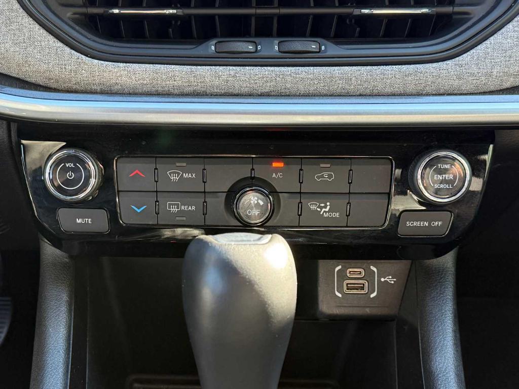 used 2024 Jeep Compass car, priced at $24,995