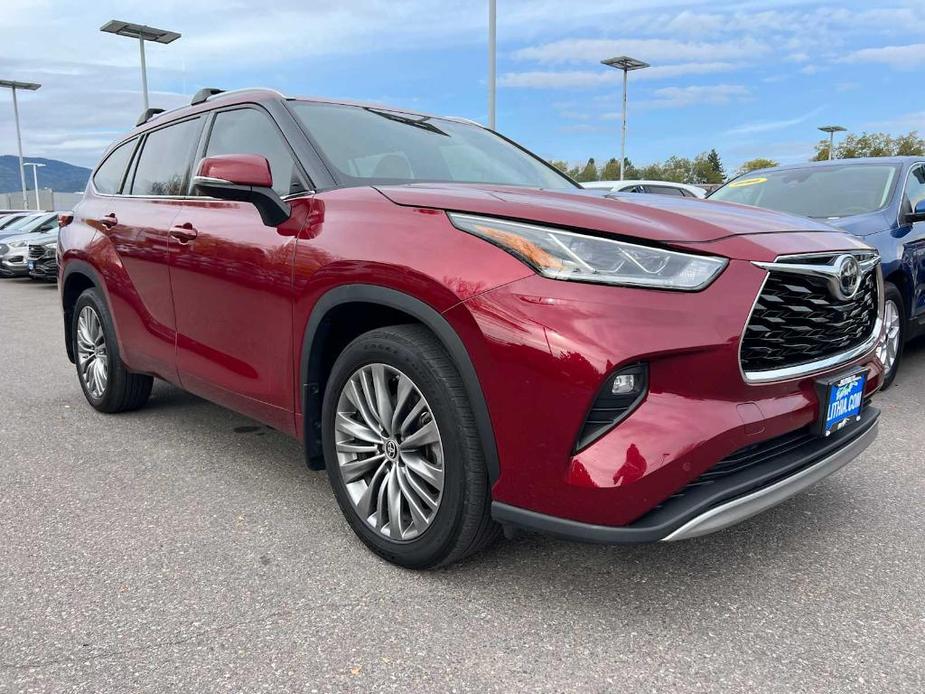 used 2020 Toyota Highlander car, priced at $34,578