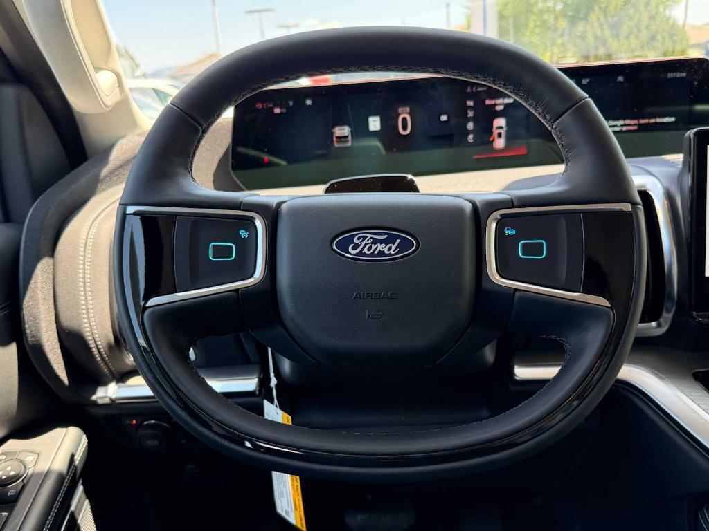 new 2025 Ford Expedition car, priced at $79,235