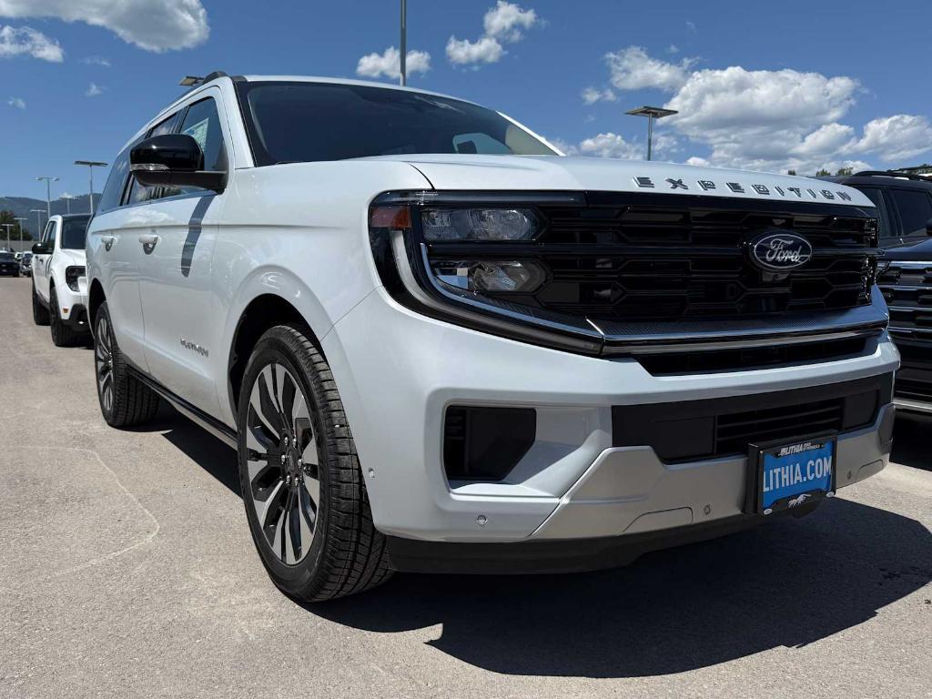 new 2025 Ford Expedition car, priced at $79,235