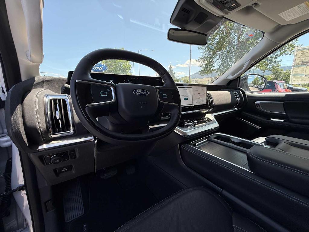 new 2025 Ford Expedition car, priced at $79,235