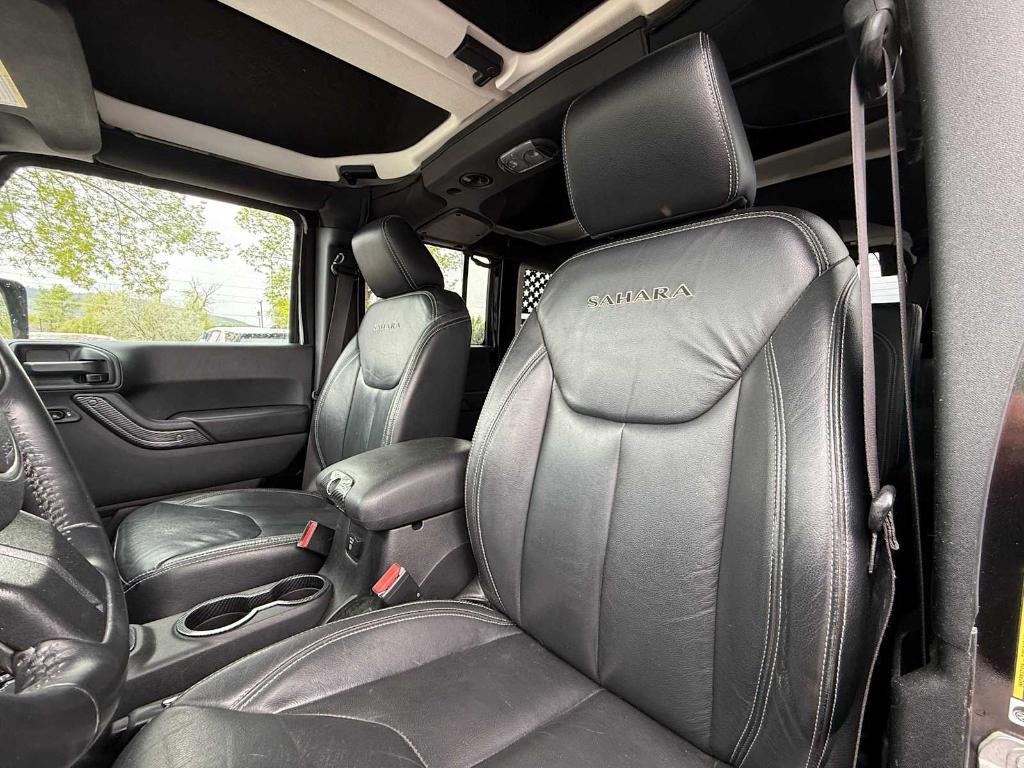 used 2017 Jeep Wrangler Unlimited car, priced at $29,995