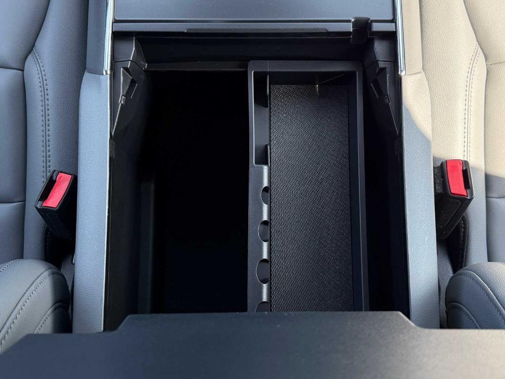 new 2025 Ford F-150 Lightning car, priced at $72,314