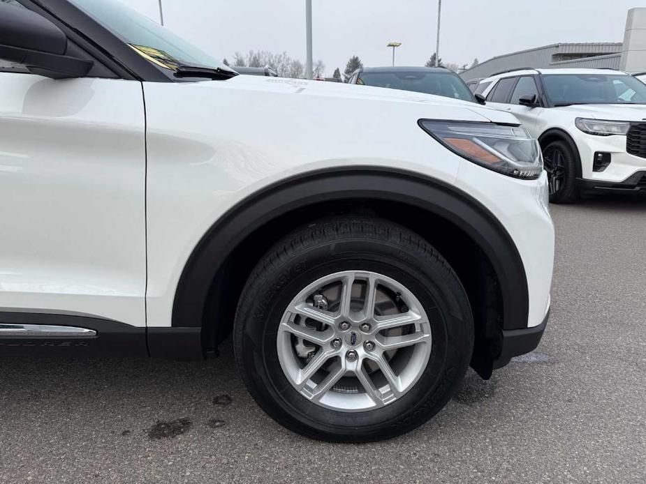 new 2025 Ford Explorer car, priced at $43,106