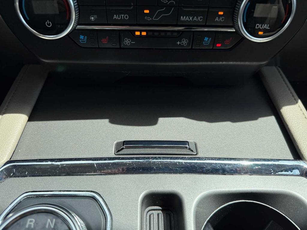 used 2021 Ford Expedition car, priced at $37,995