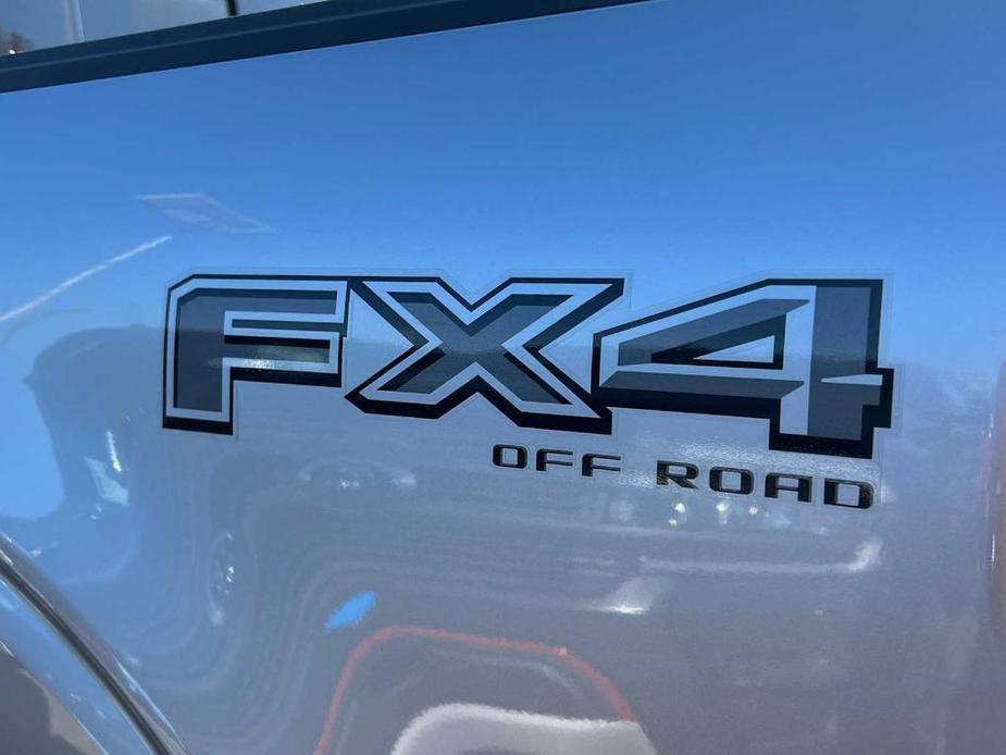 new 2024 Ford F-150 car, priced at $61,572