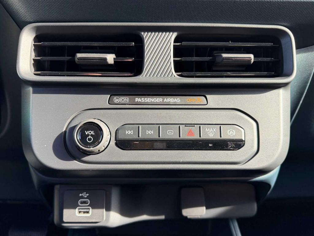 new 2025 Ford Maverick car, priced at $31,593