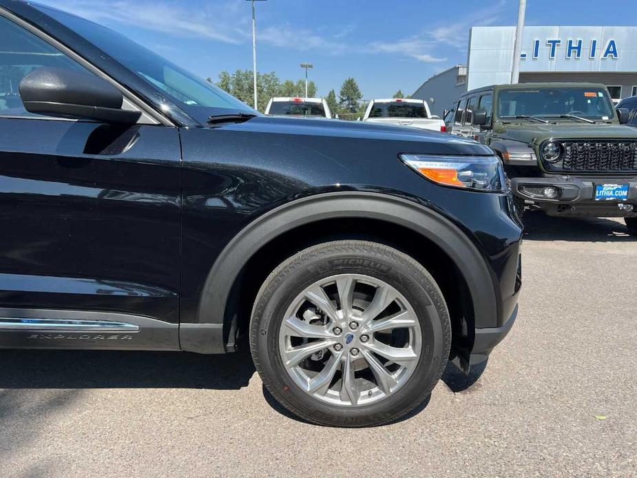 new 2024 Ford Explorer car, priced at $49,186