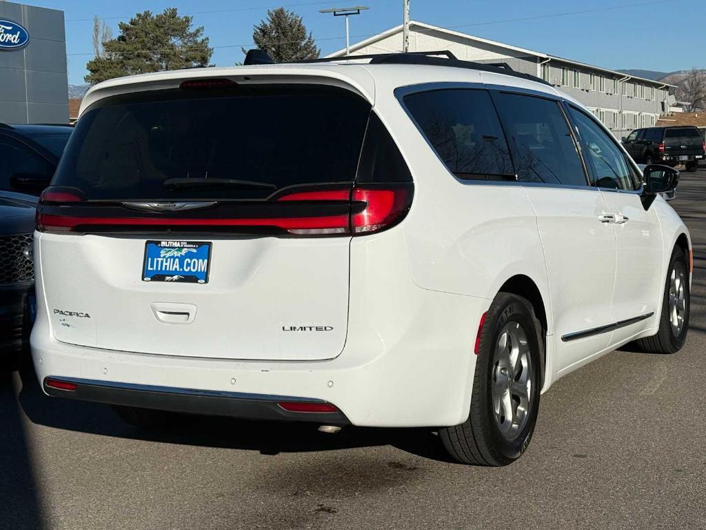 used 2023 Chrysler Pacifica car, priced at $32,901