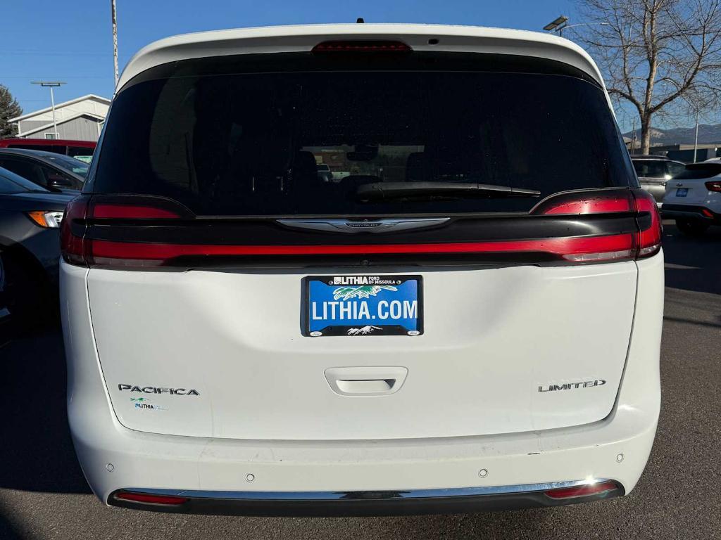 used 2023 Chrysler Pacifica car, priced at $32,901