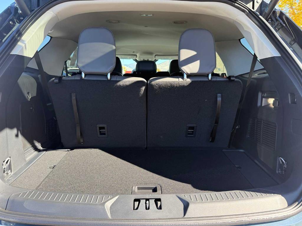 new 2025 Ford Explorer car, priced at $48,573