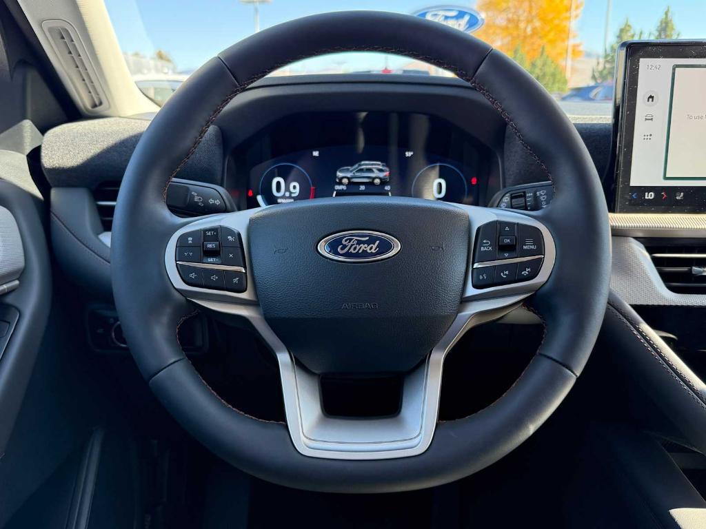 new 2025 Ford Explorer car, priced at $48,573