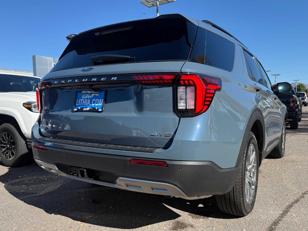 new 2025 Ford Explorer car, priced at $48,573