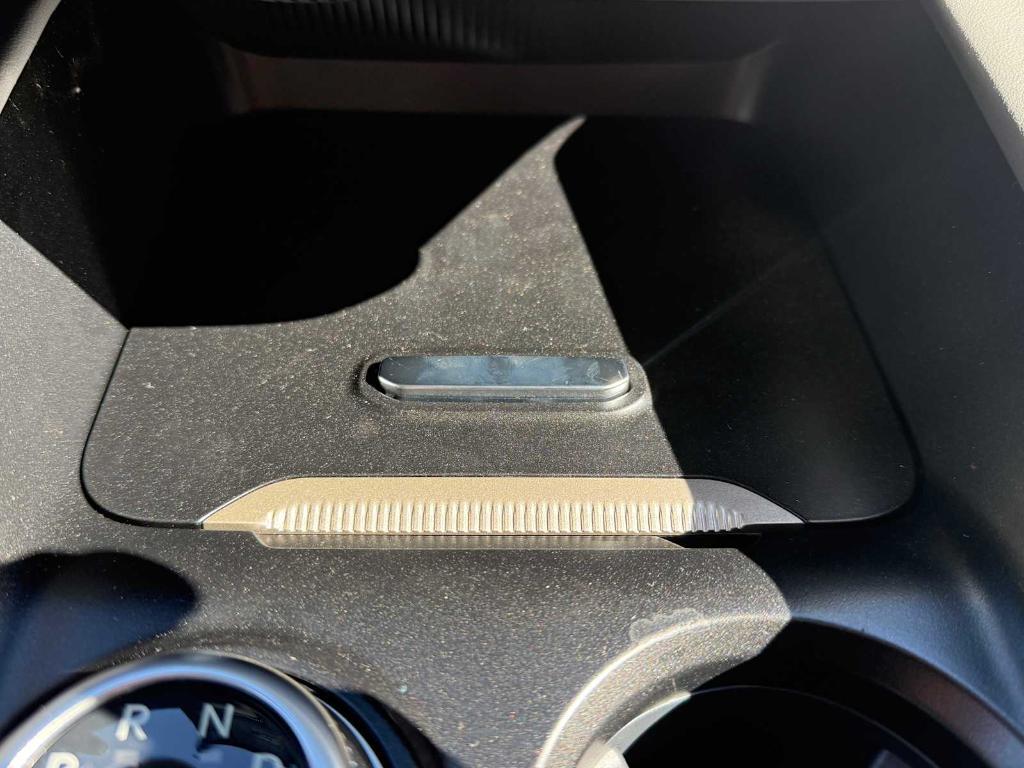 new 2025 Ford Explorer car, priced at $48,573