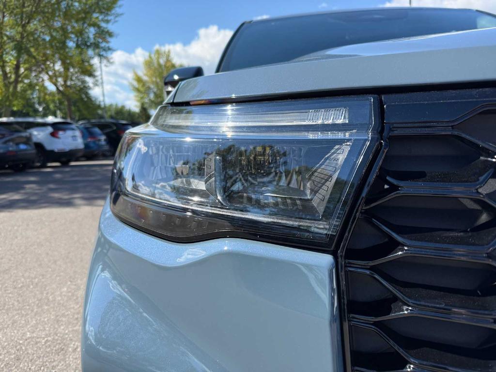 new 2025 Ford Explorer car, priced at $61,156