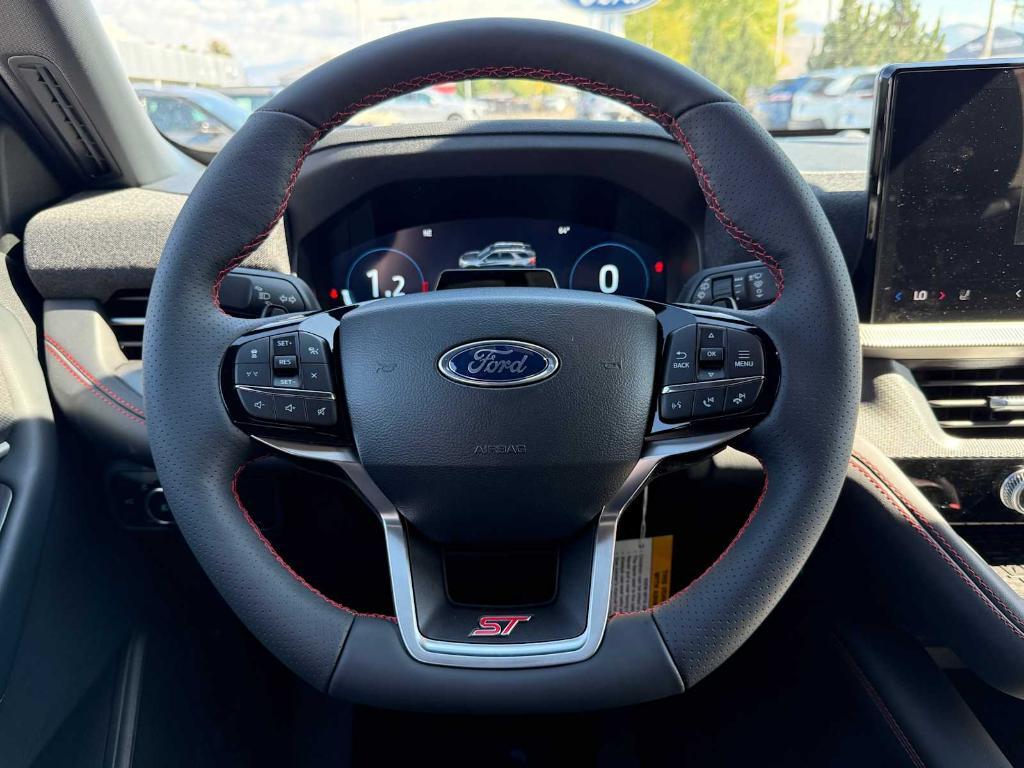 new 2025 Ford Explorer car, priced at $61,156