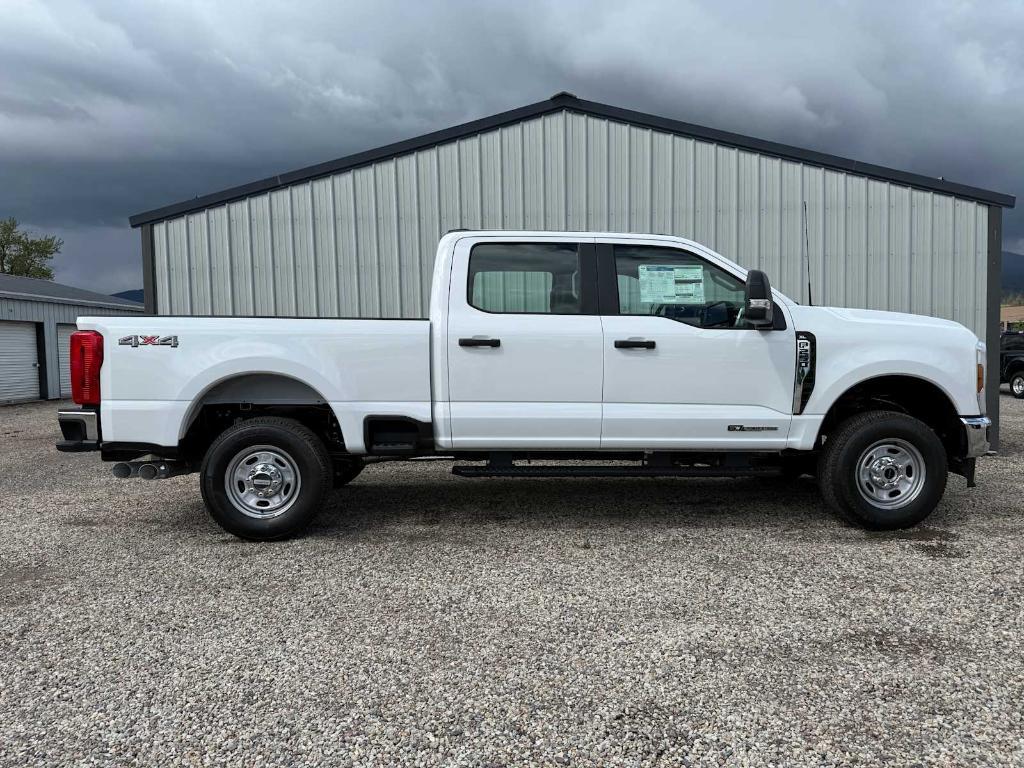 new 2025 Ford F-250 car, priced at $65,236