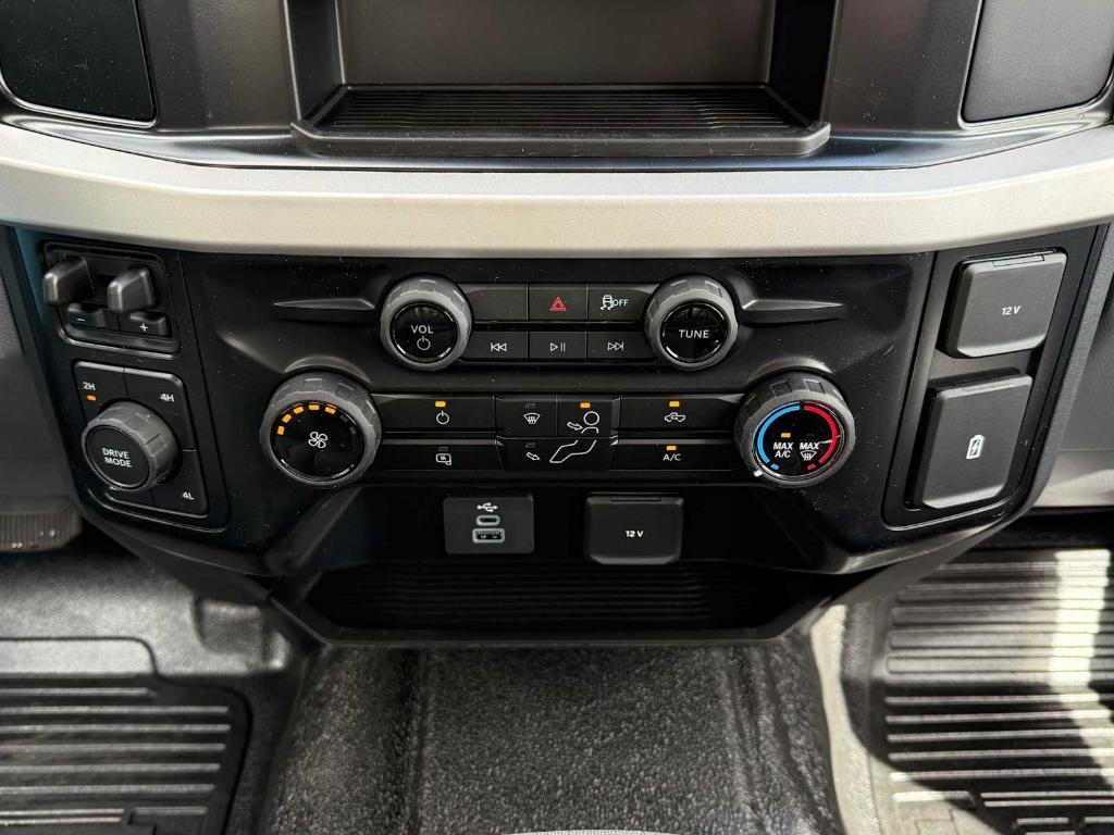 new 2025 Ford F-250 car, priced at $65,236