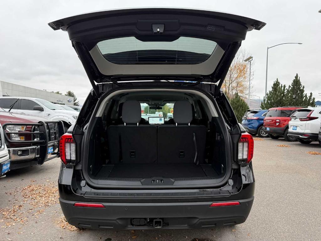 new 2025 Ford Explorer car, priced at $43,489