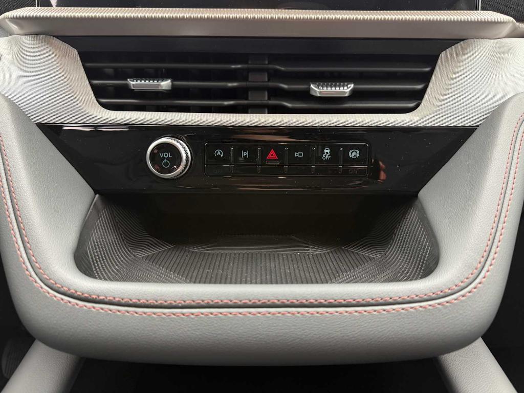 new 2025 Ford Explorer car, priced at $43,489