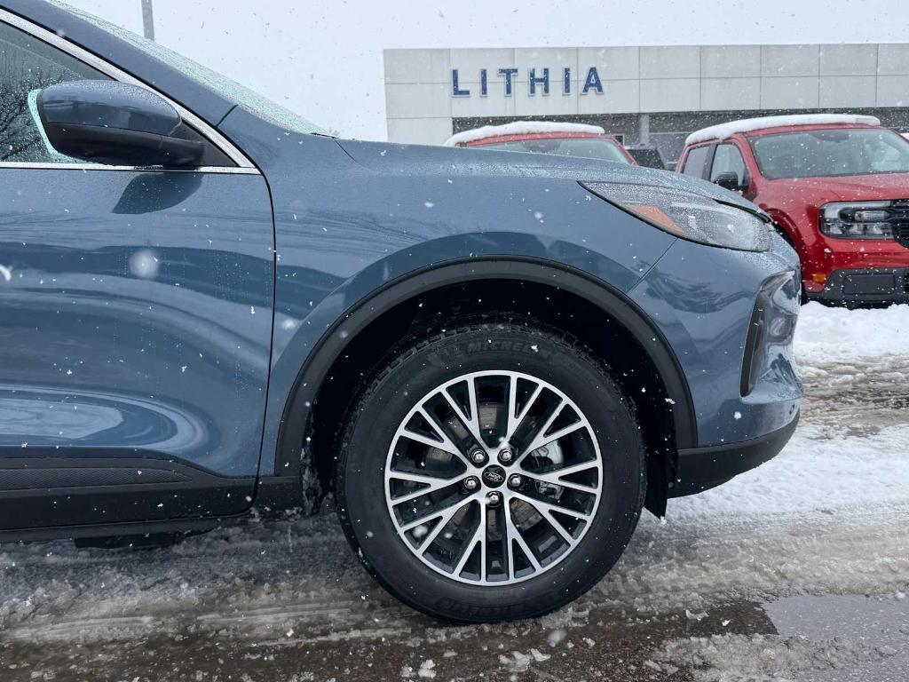 new 2025 Ford Escape car, priced at $47,404