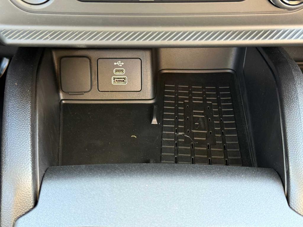 new 2025 Ford Bronco Sport car, priced at $33,351